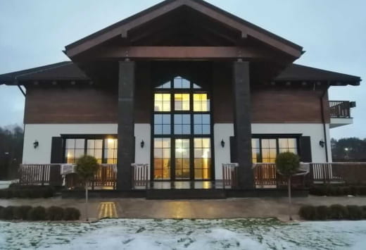 Двухрамные деревянные окна из дуба в частном доме